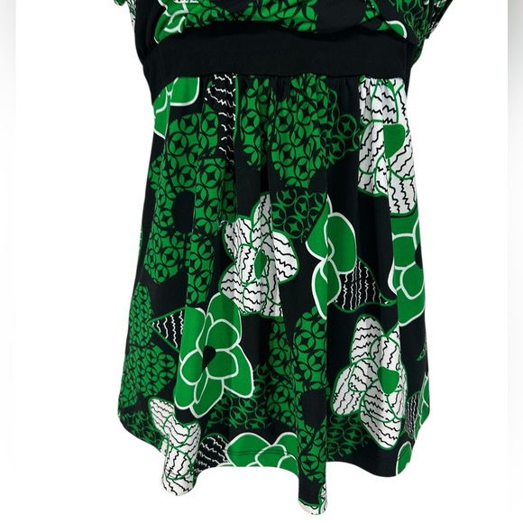 HOT TEMPERED / Green & Black Empire Waist Top / Large - Picture 4 of 7